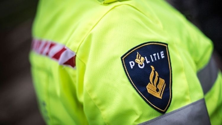 Den Haag - Zes verdachten op heterdaad aangehouden bij woninginbraken